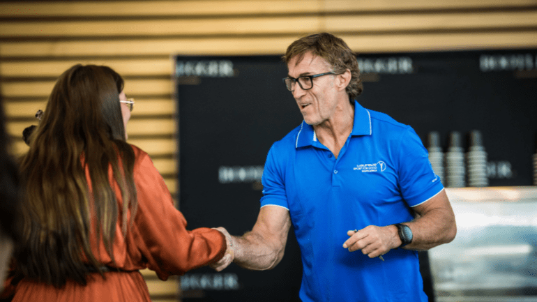The Noise Filter: Decision Making Under Pressure
